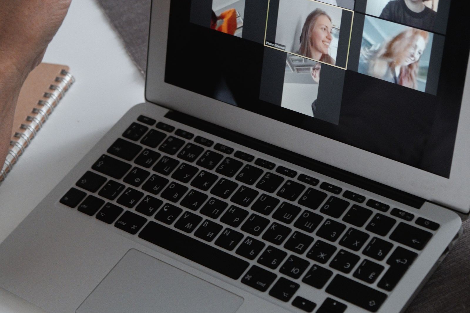 Onshore or offshore virtual assistant: what should you compare?
